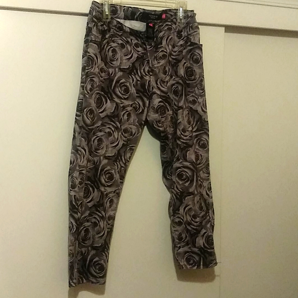 Crop floral pants